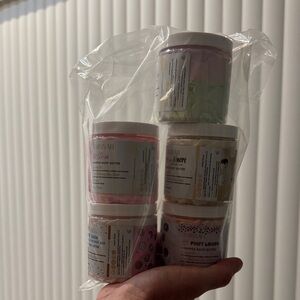 #50D $160 MIXED RETAIL AMINNAH BUNDLE